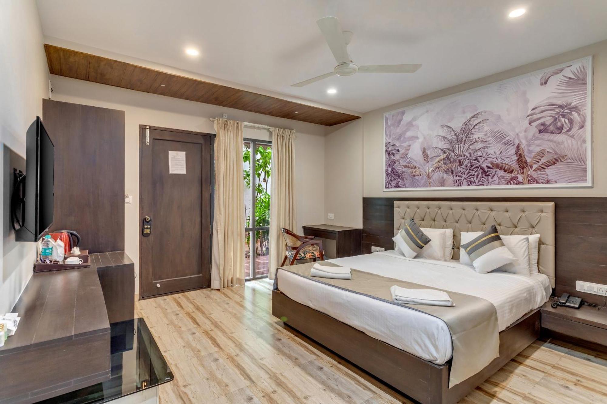 Skon Morjim Beach Resort By Orion Hotels Old Goa Exterior photo