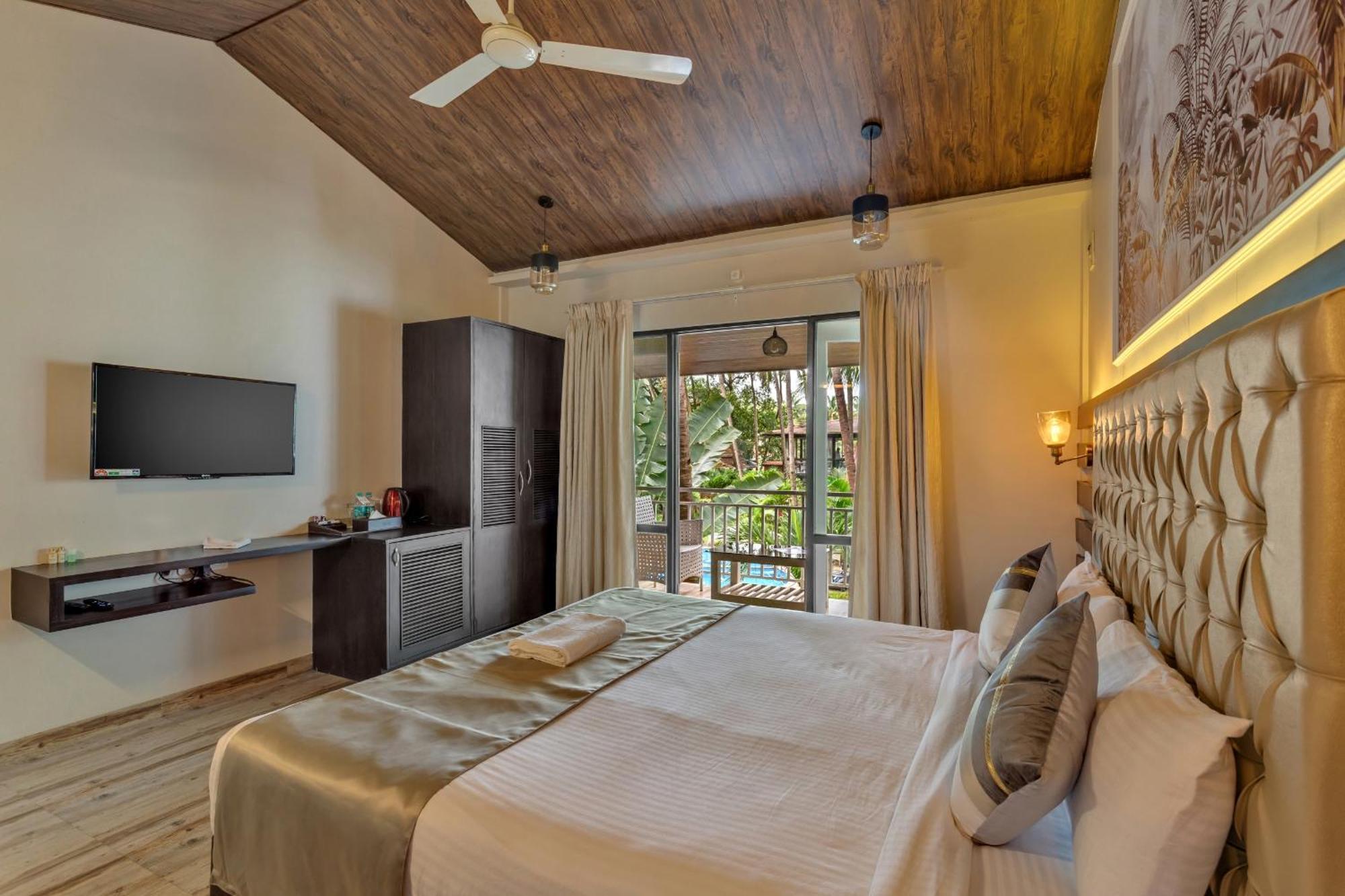 Skon Morjim Beach Resort By Orion Hotels Old Goa Exterior photo